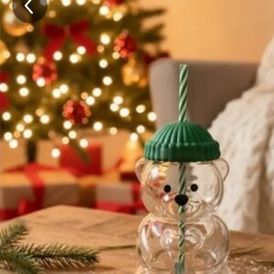Holiday Bear Glass with Green Lid and Straw